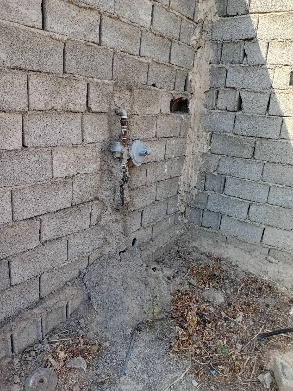 رهن اجاره چهاردیواری داخل شهر با امنیت بالا