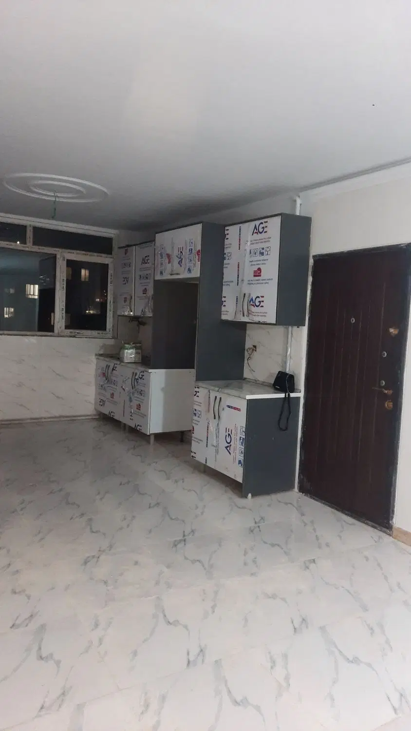 اپارتمان ۹۰ متری تک واحده