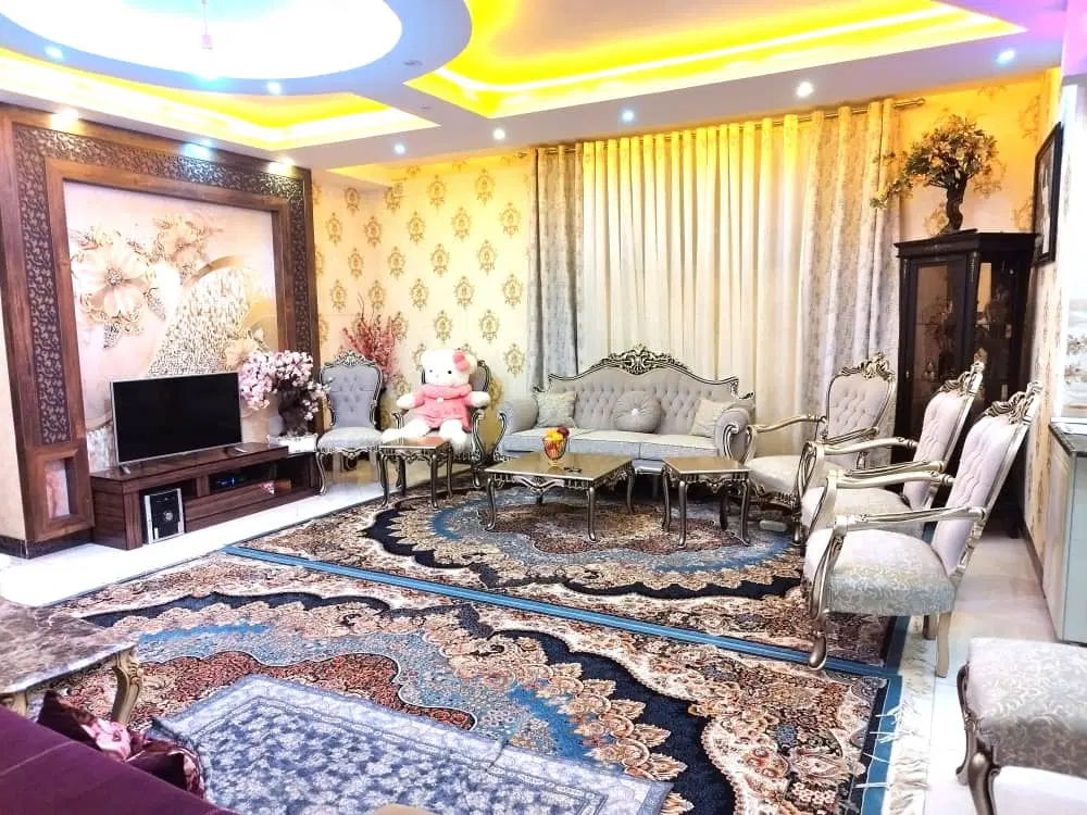 فروش طبقه بالا سه خواب