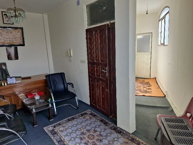 اجاره واحد اداری بلوار منجم بر خیابان