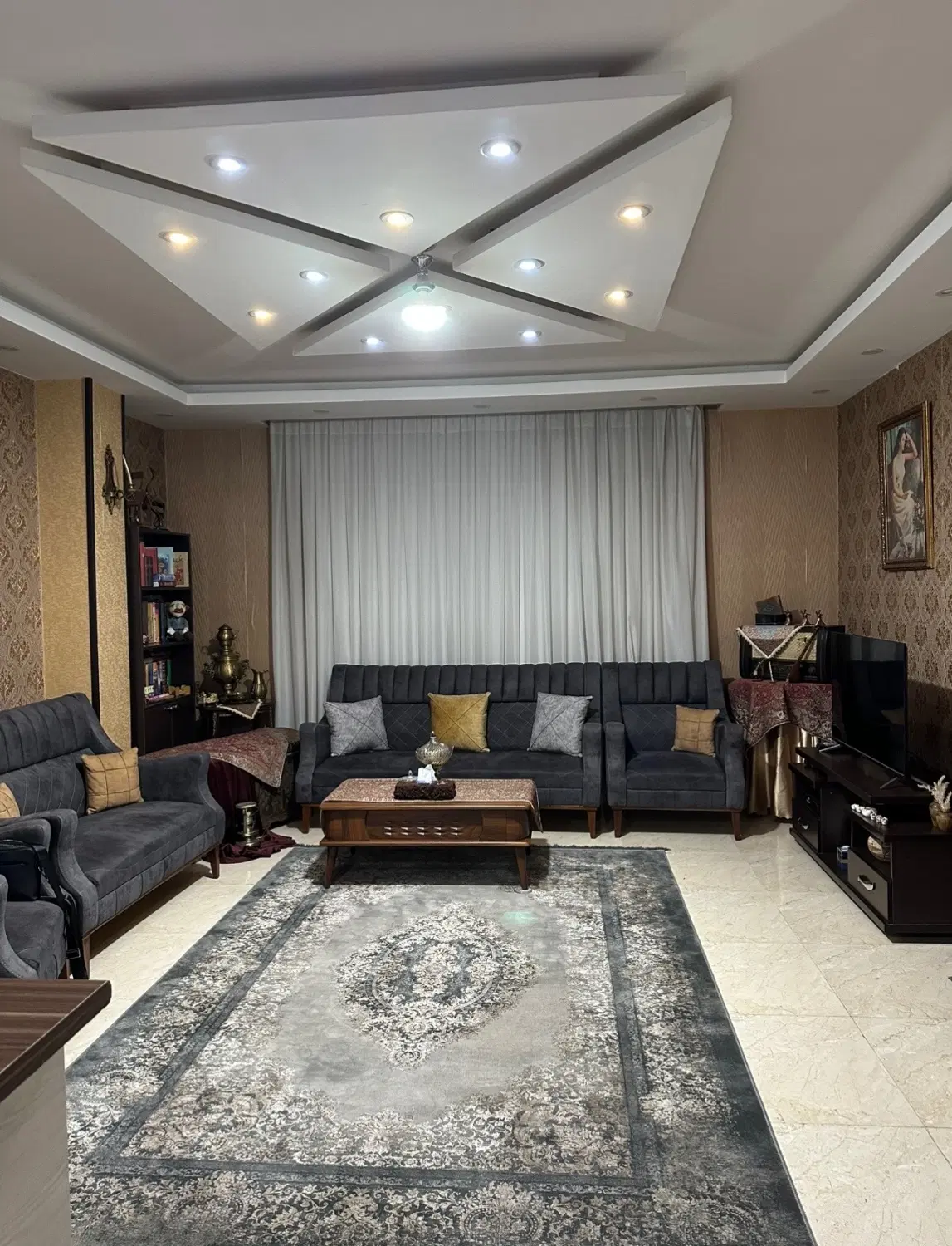 واحد تفکیکی طبقه اول