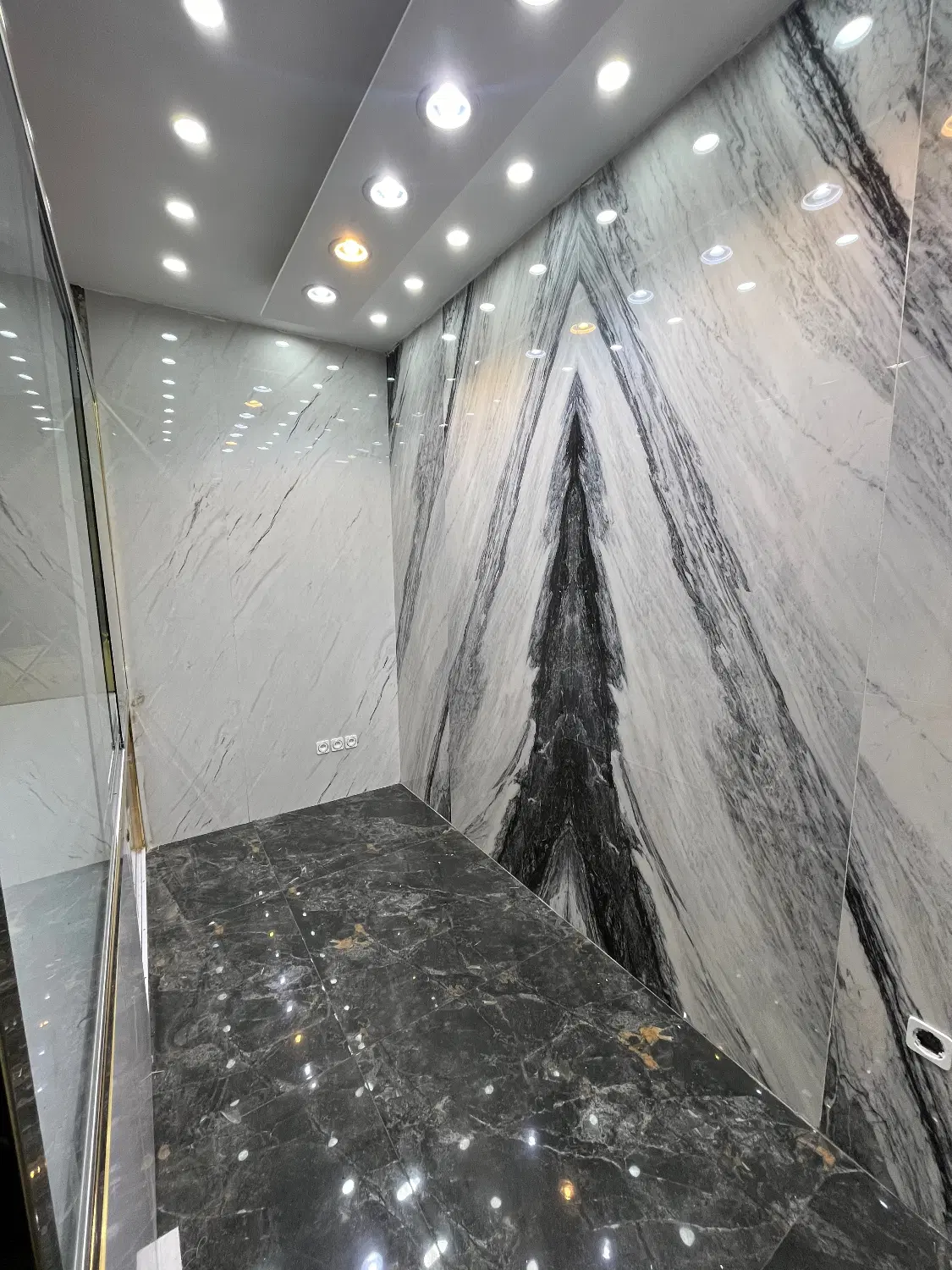 اجاره مغازه در پاساژ طلای احسان