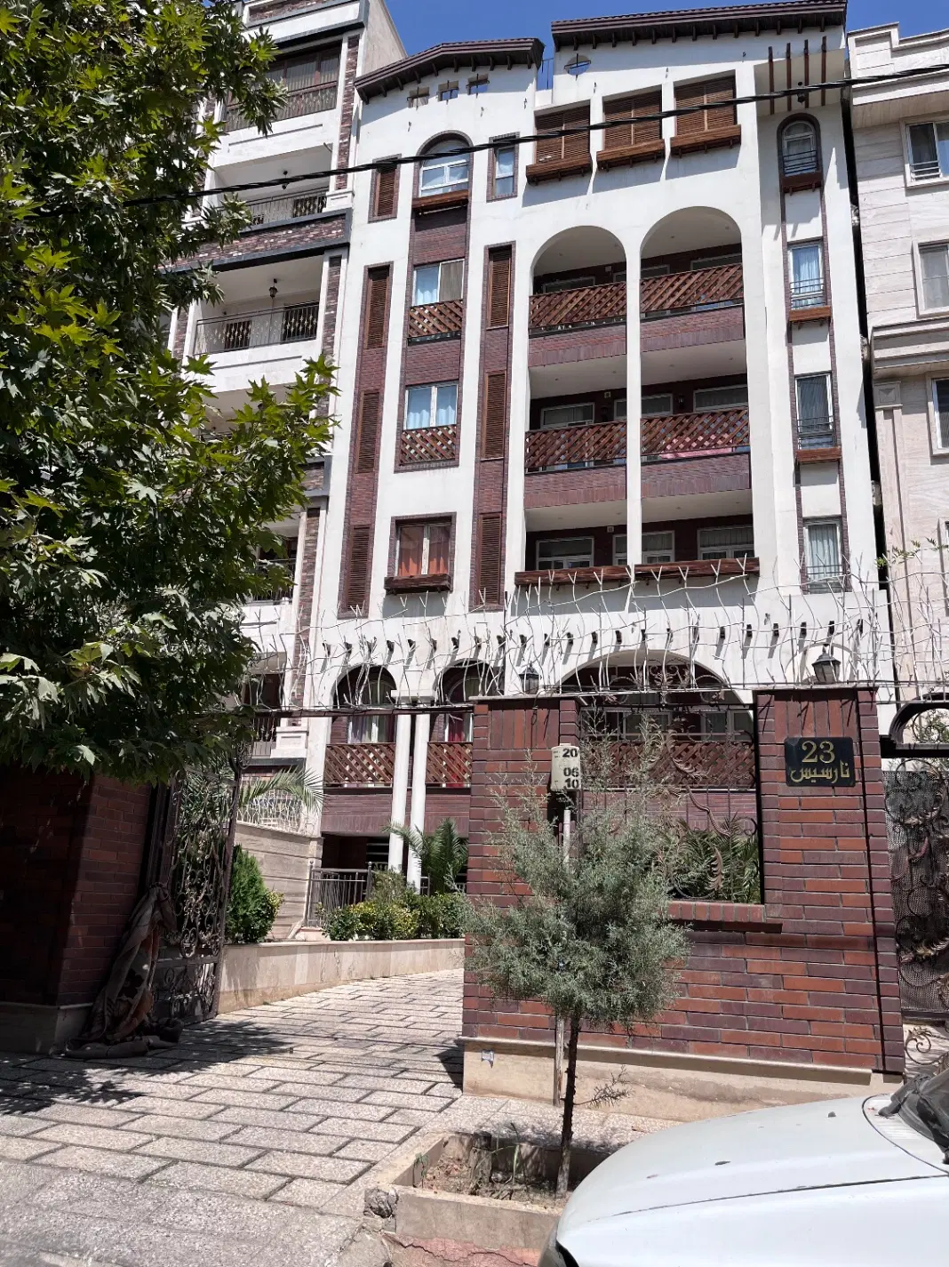 ۱۱۸متر،خوش‌نقشه،کلید نخورده،بهترین فرعی شهرک‌بنفشه