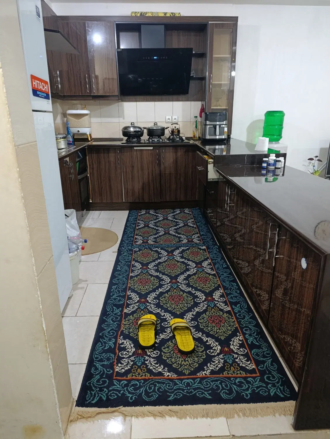 دو خوابه 80متری