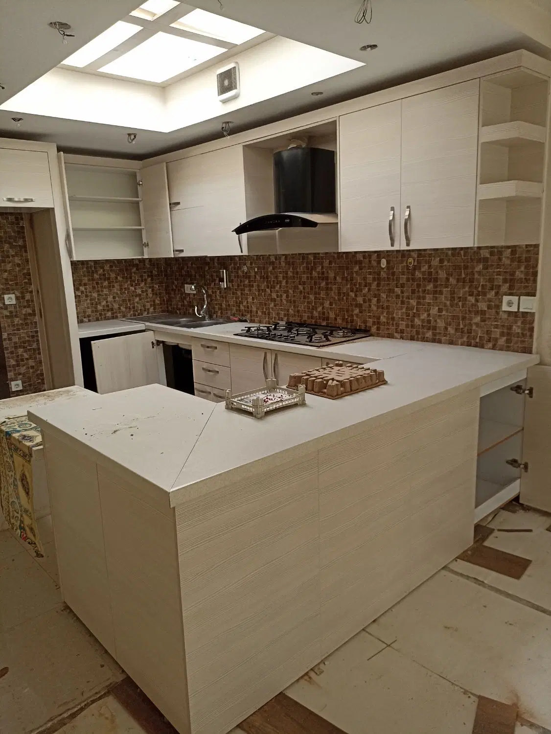 70متر کیانشهراکبری طبقه چهارم