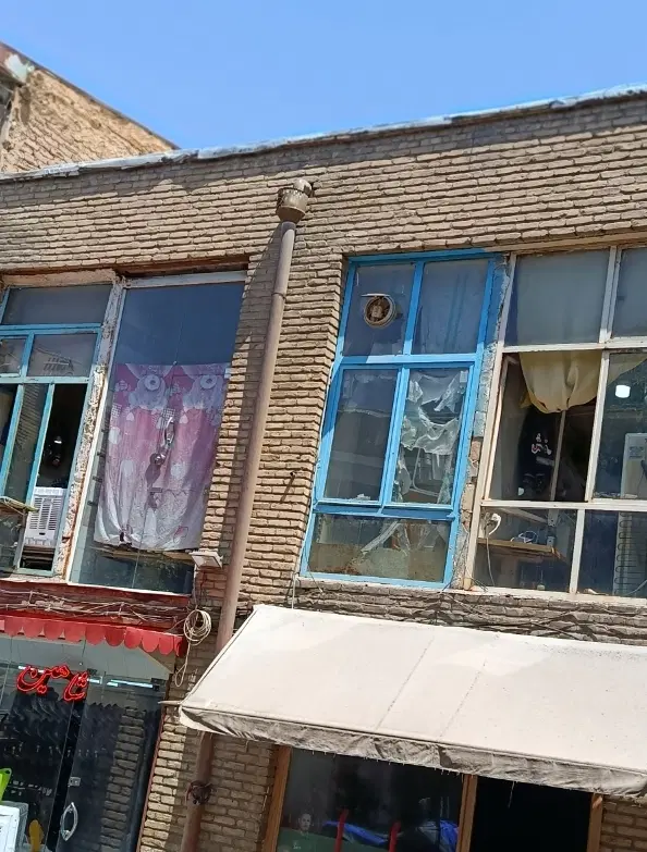 مغازه در بازار