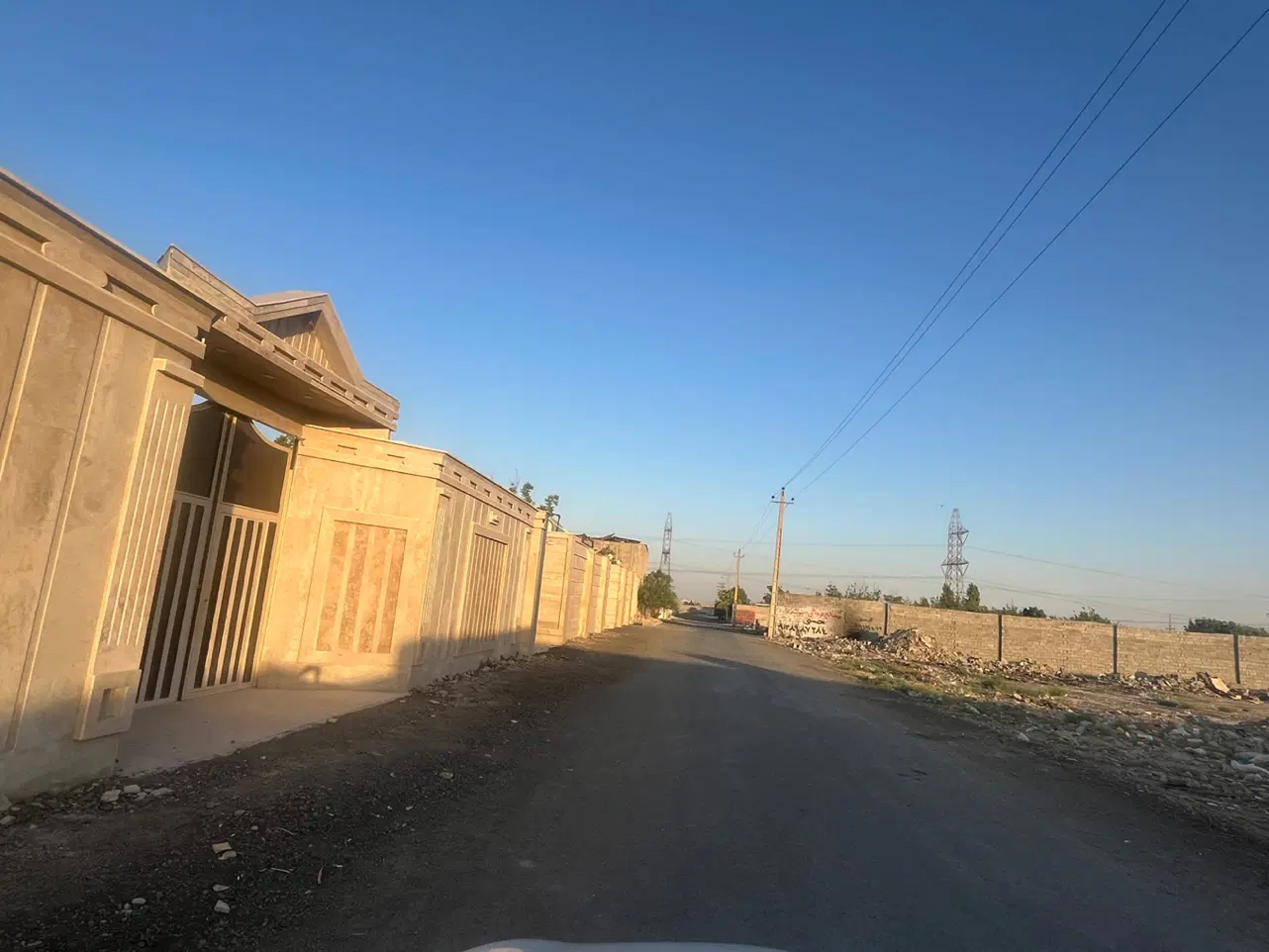 ۲۵۰۰ متر زمین شهریار دهشاد، ابتدای ایران زمین