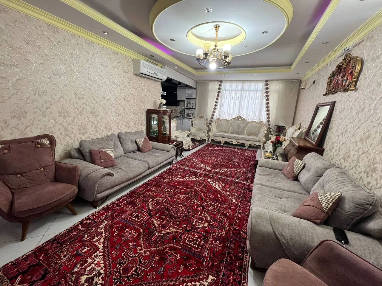 85 متر 2 خواب تمام نورگیر