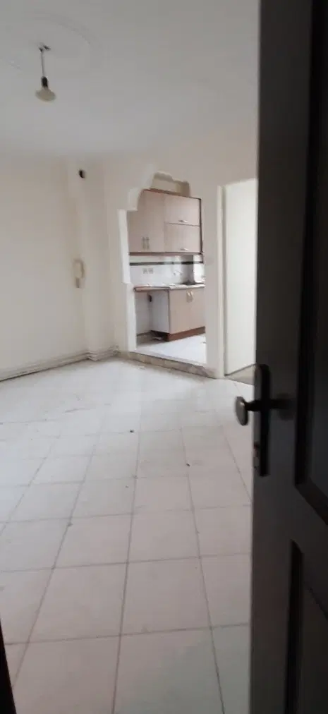۴۶متر۱خ  آگهی واقعی۶۷۰۰قیمت واقعی