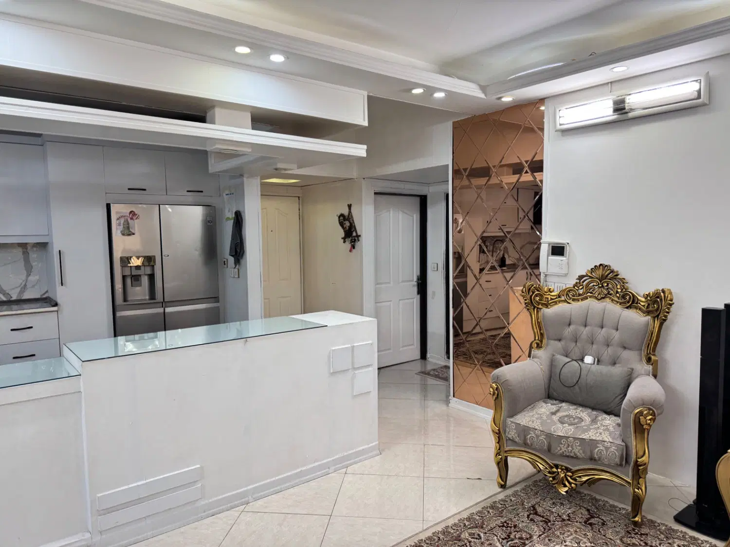 فروش آپارتمان واقع در طالبی ۸