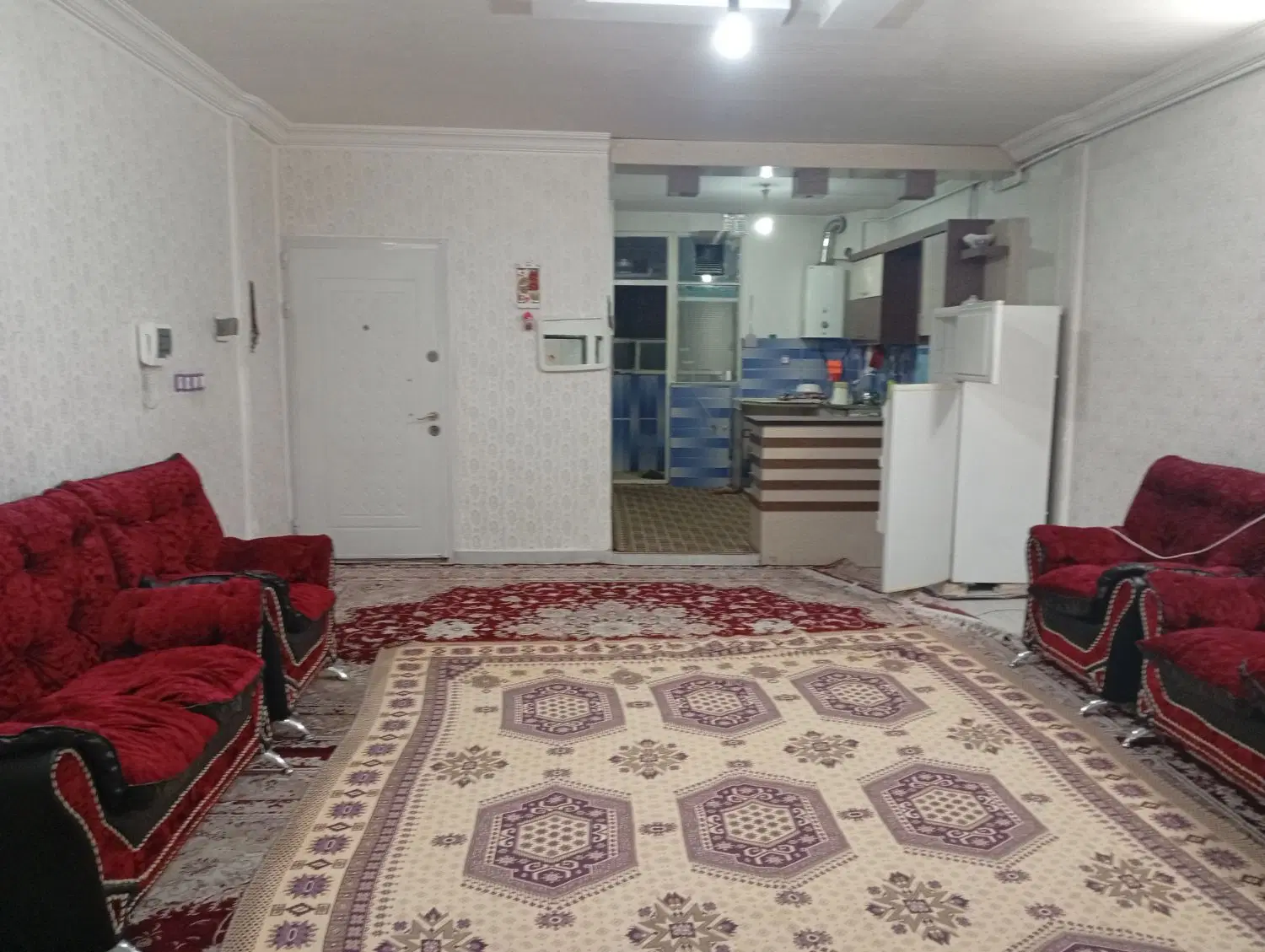 آپارتمان طبقه دوم بالای همکف 90متر