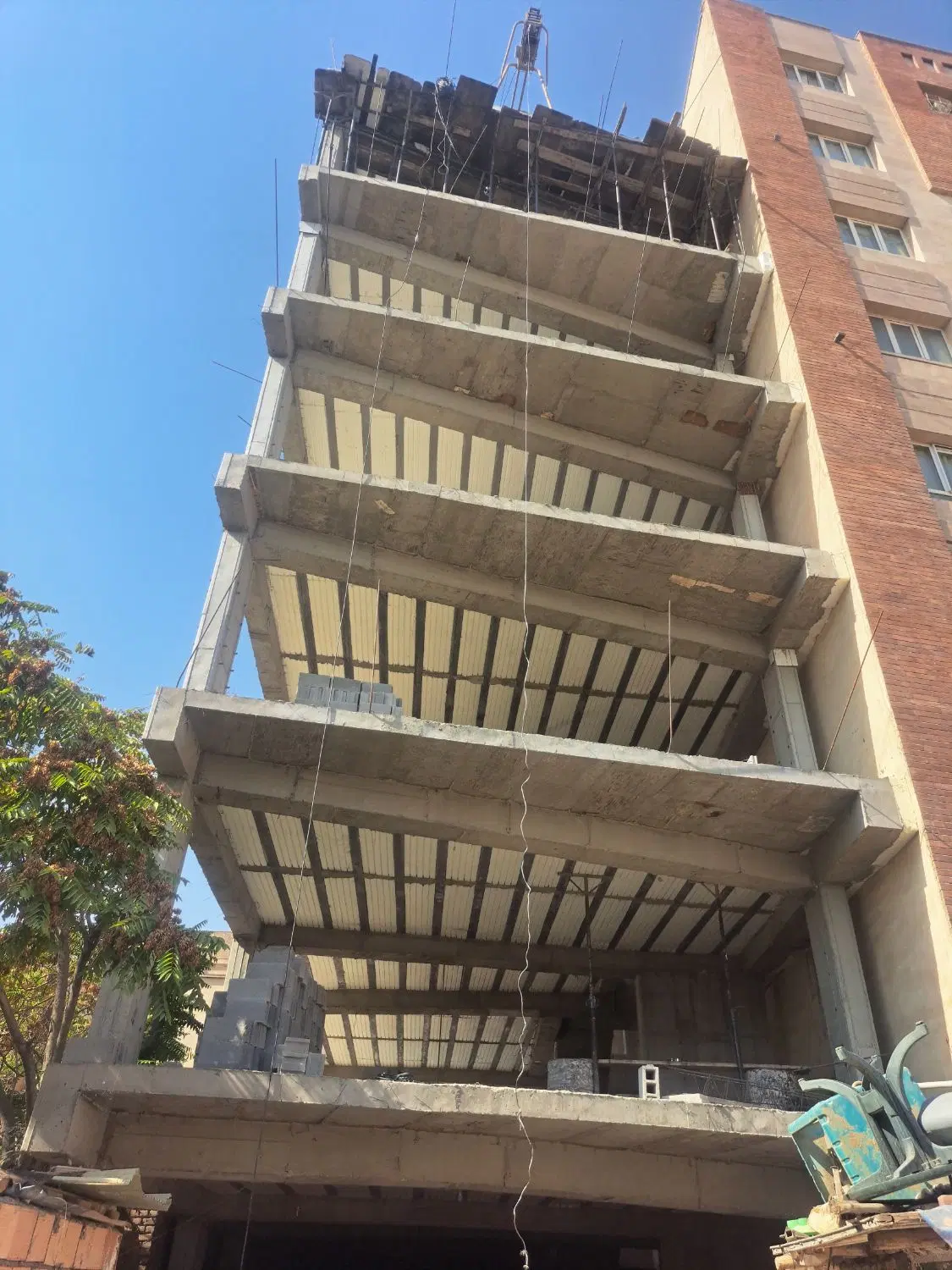 ۸۰ متر آپارتمان نوساز فول امکانات
