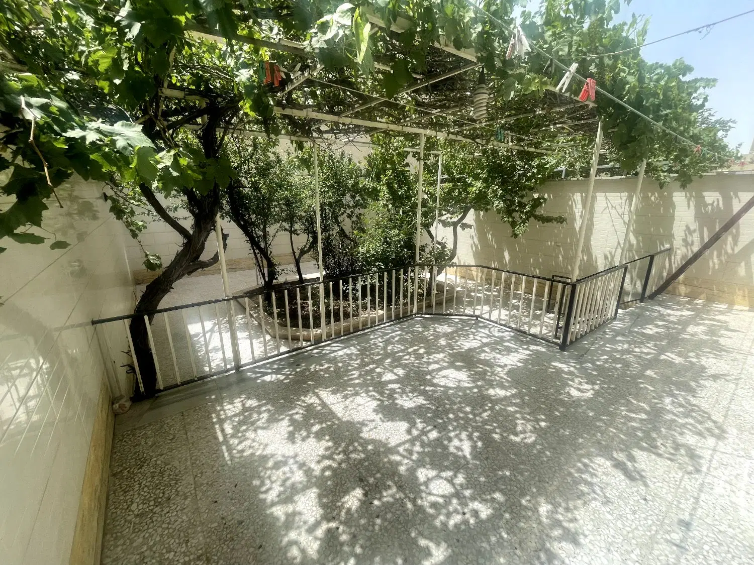 ویلا دربست