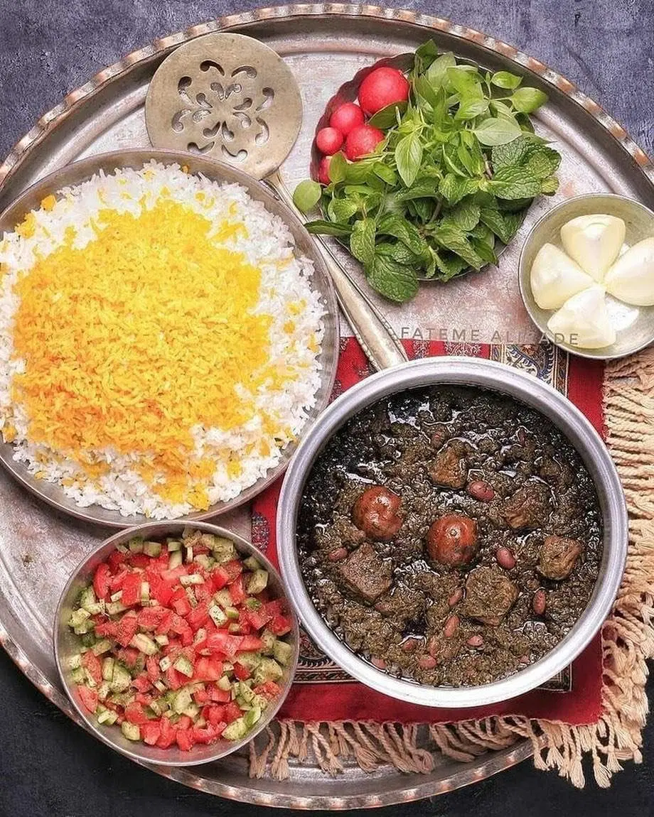 همخونه خانوم (همخانه)