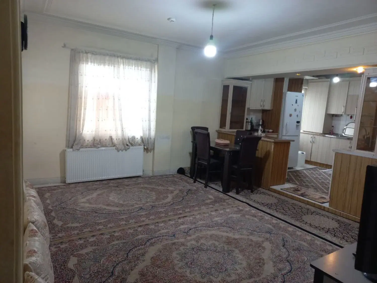 آپارتمان طبقه سوم