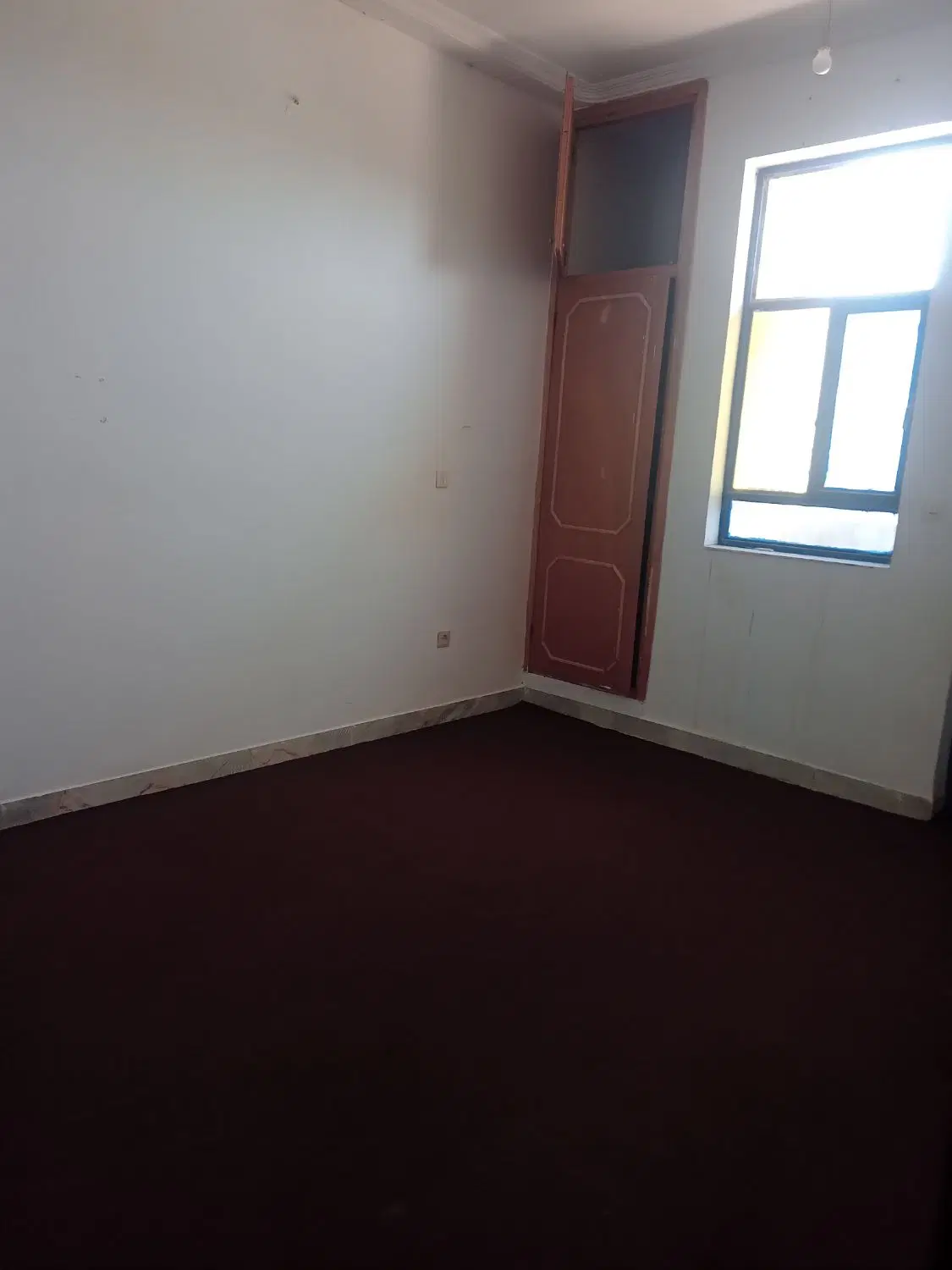 **اجاره طبقه دوم ۱۲۰ متری ۲خواب میدون سرتل**