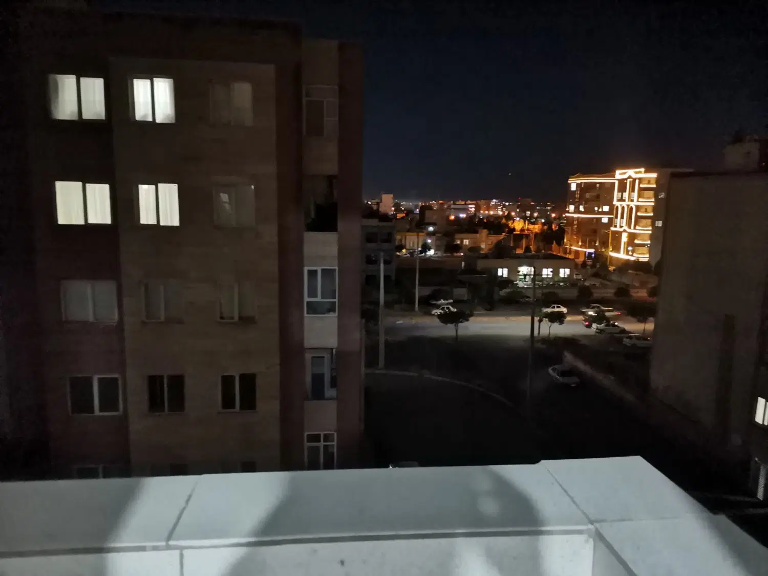 مهر جانبازان طبقه 4 دو واحدی حاشیه