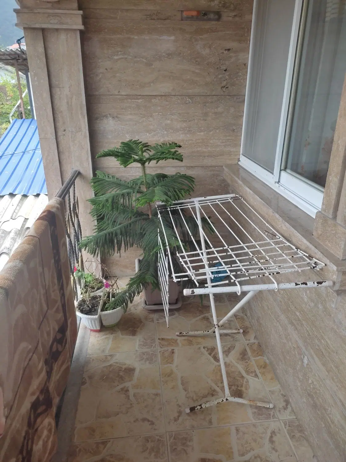 یک خوابه شخصی تراس دار بی واسطه