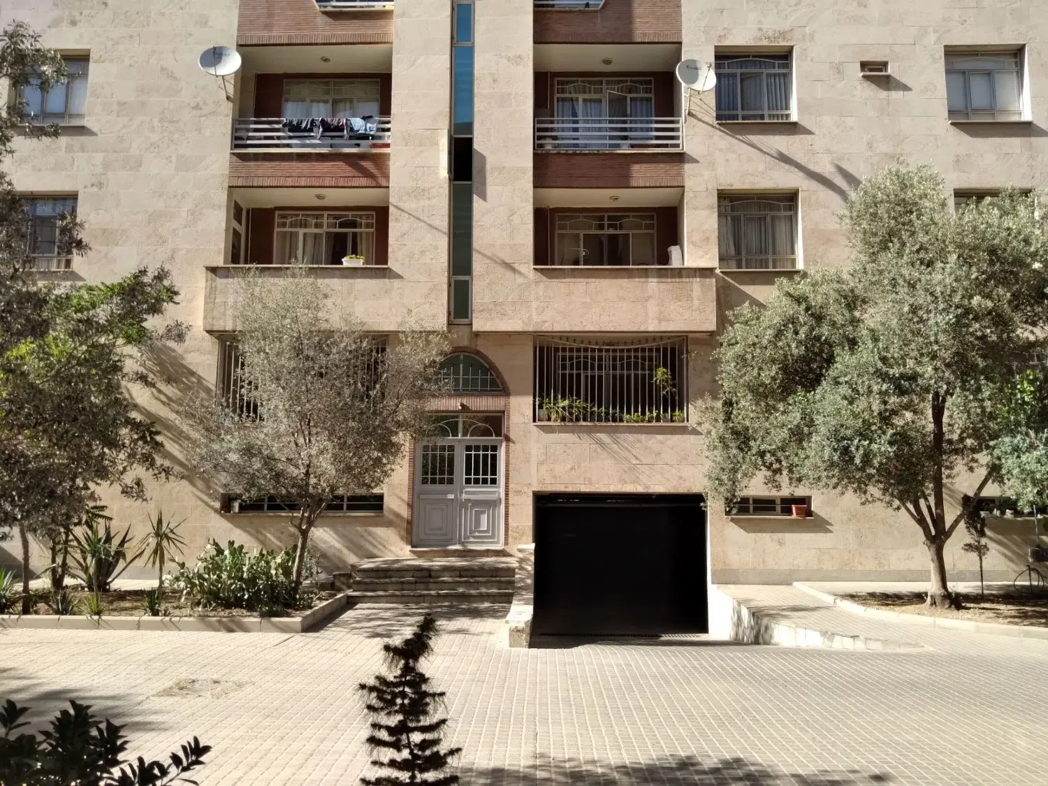 110متر دوخوابه ‌