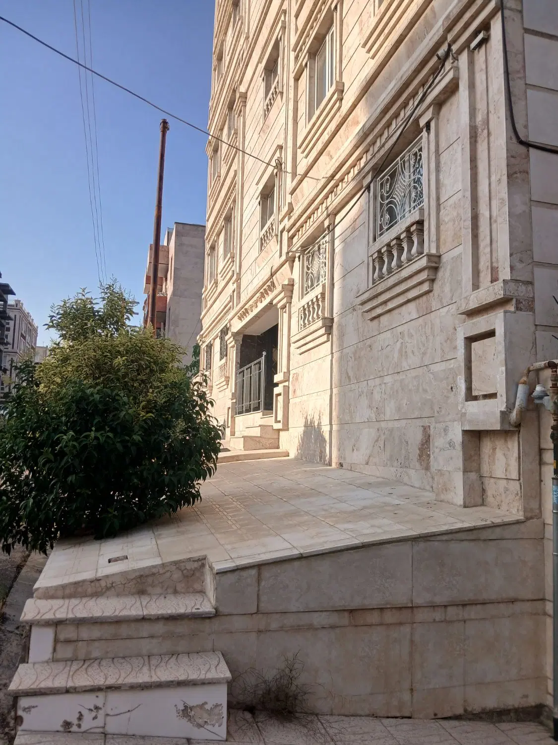 اپارتمان نوساز_تاپ لوکیشن_فاز ۲ محله ۳
