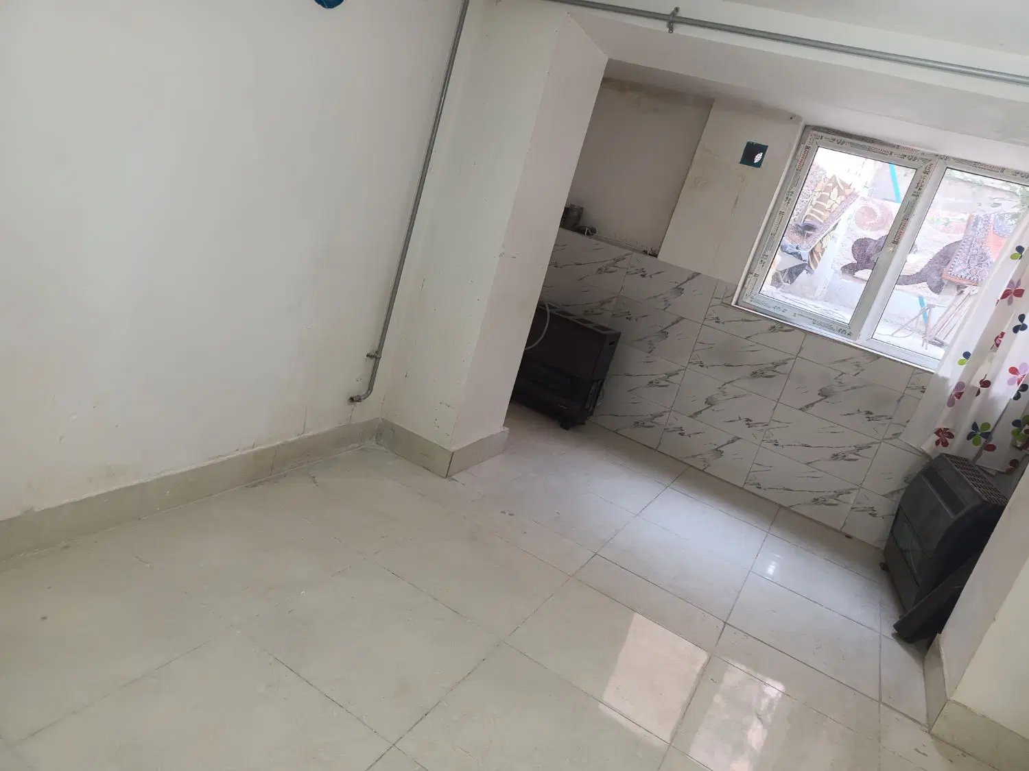 خانه راه ورودی مشترک خ حافظ کوی 16...