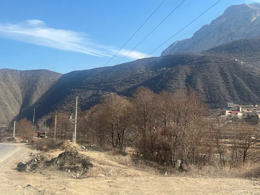 زمین ۲۰۰متری جاده فیروزکوه روستا ارژنگ رودبار