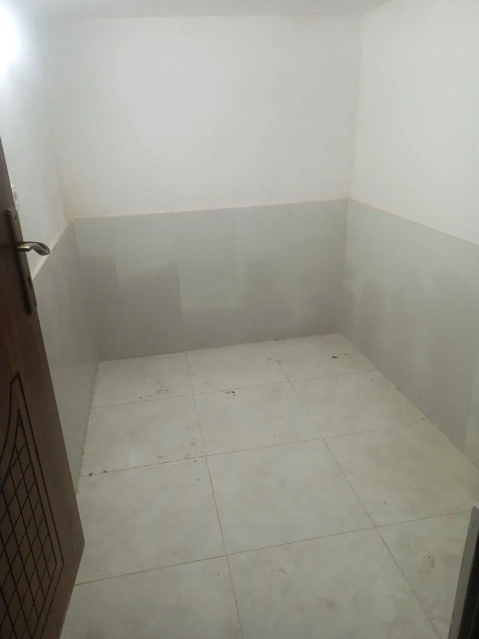 زیرزمین اجاره ای بازسازی شده صفر شیک