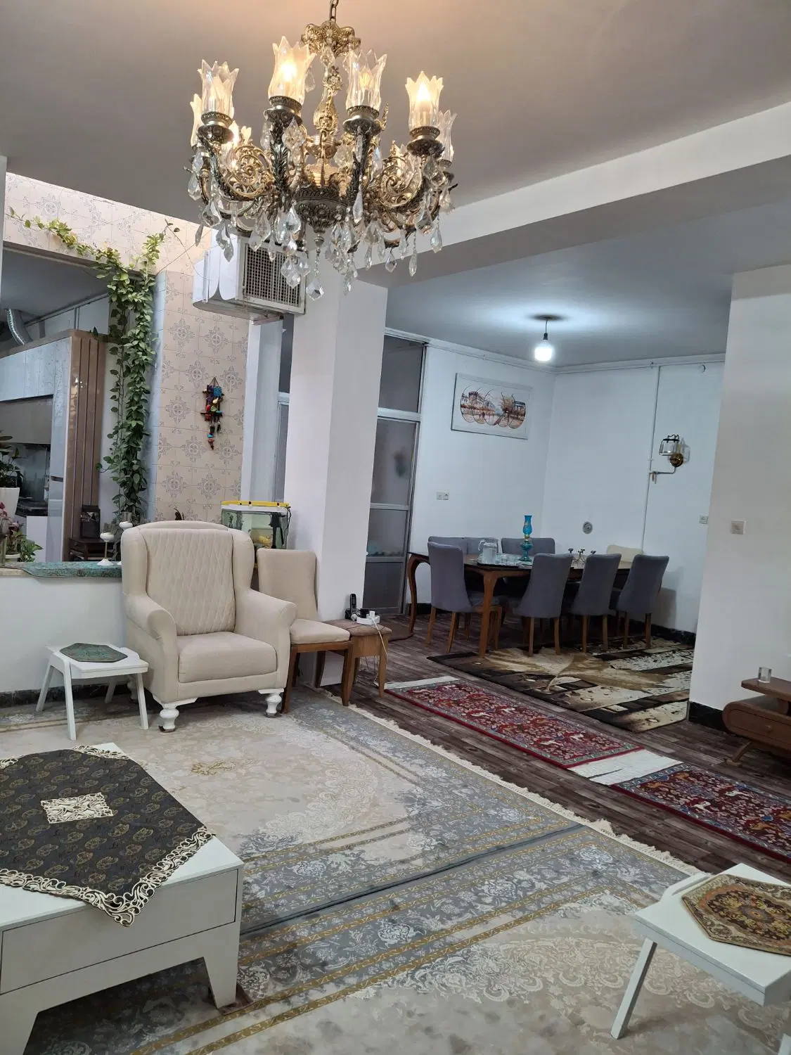 فروش ویلایی خیابان فروغی کنار اداره گاز