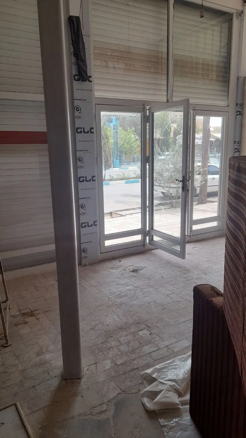 اجاره دو عدد مغازه ۴۰ متری و ۵۰ متری