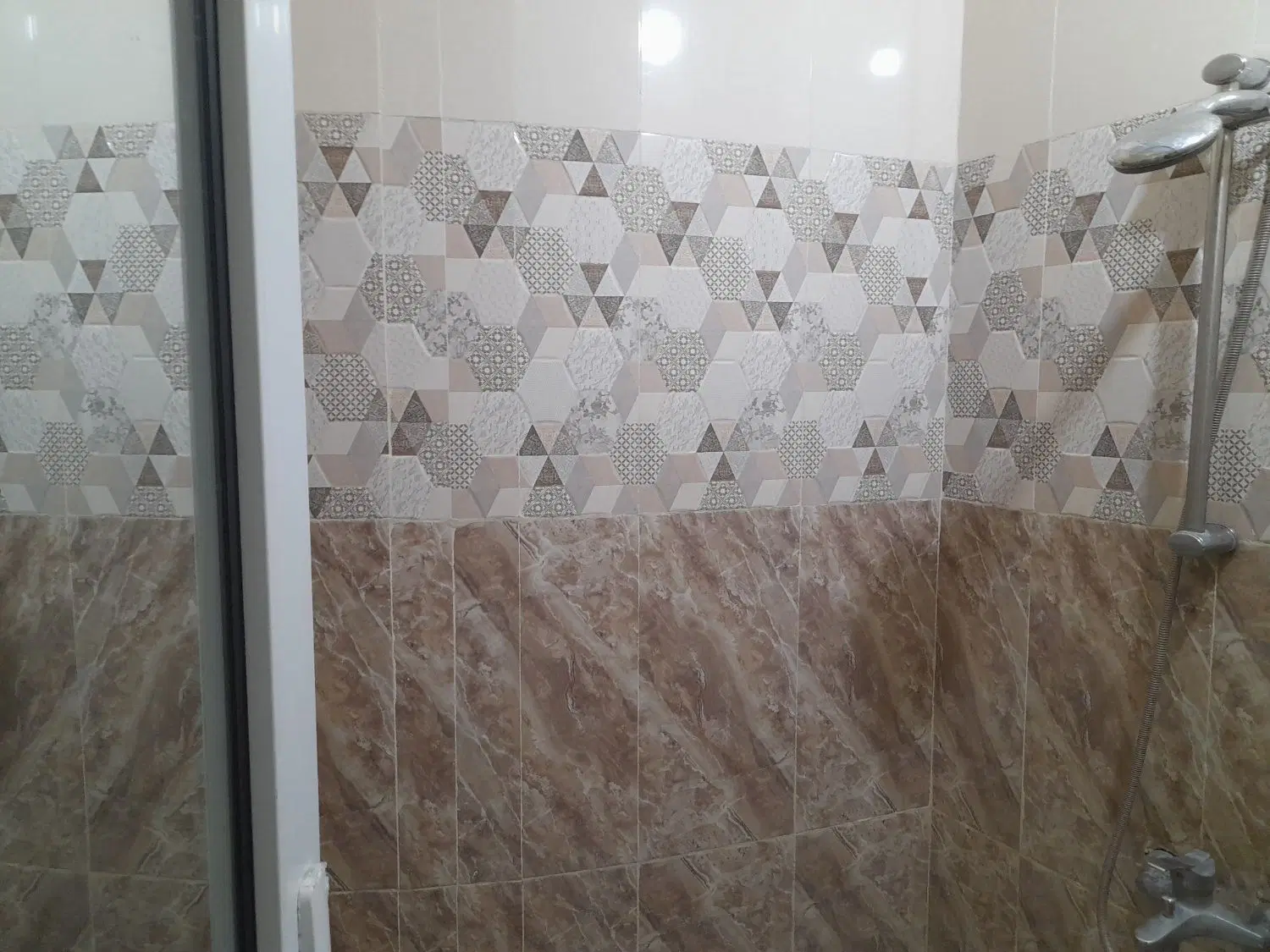 اجاره ملک جنوبی ۲۵۰ متری مرکز شهر