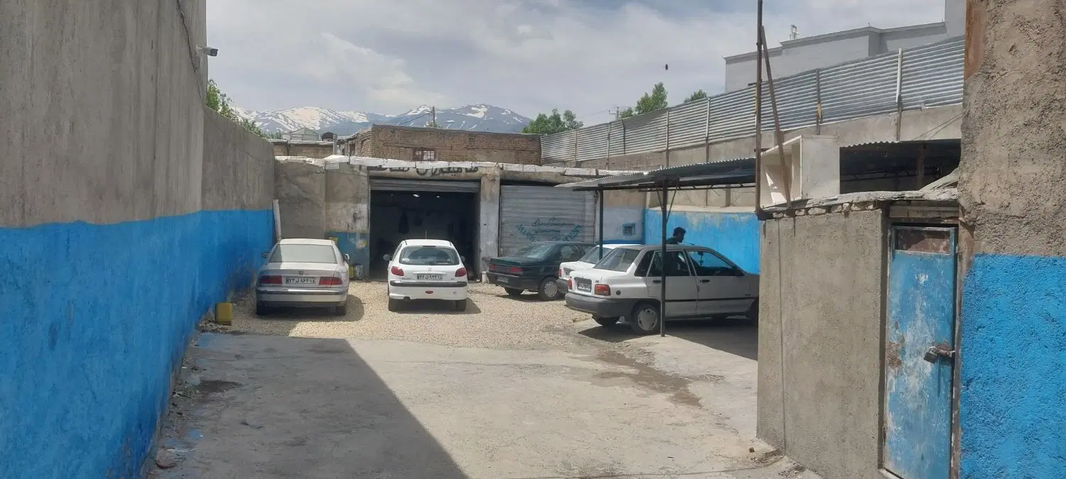 مغازه دربستی داخل گاراژ