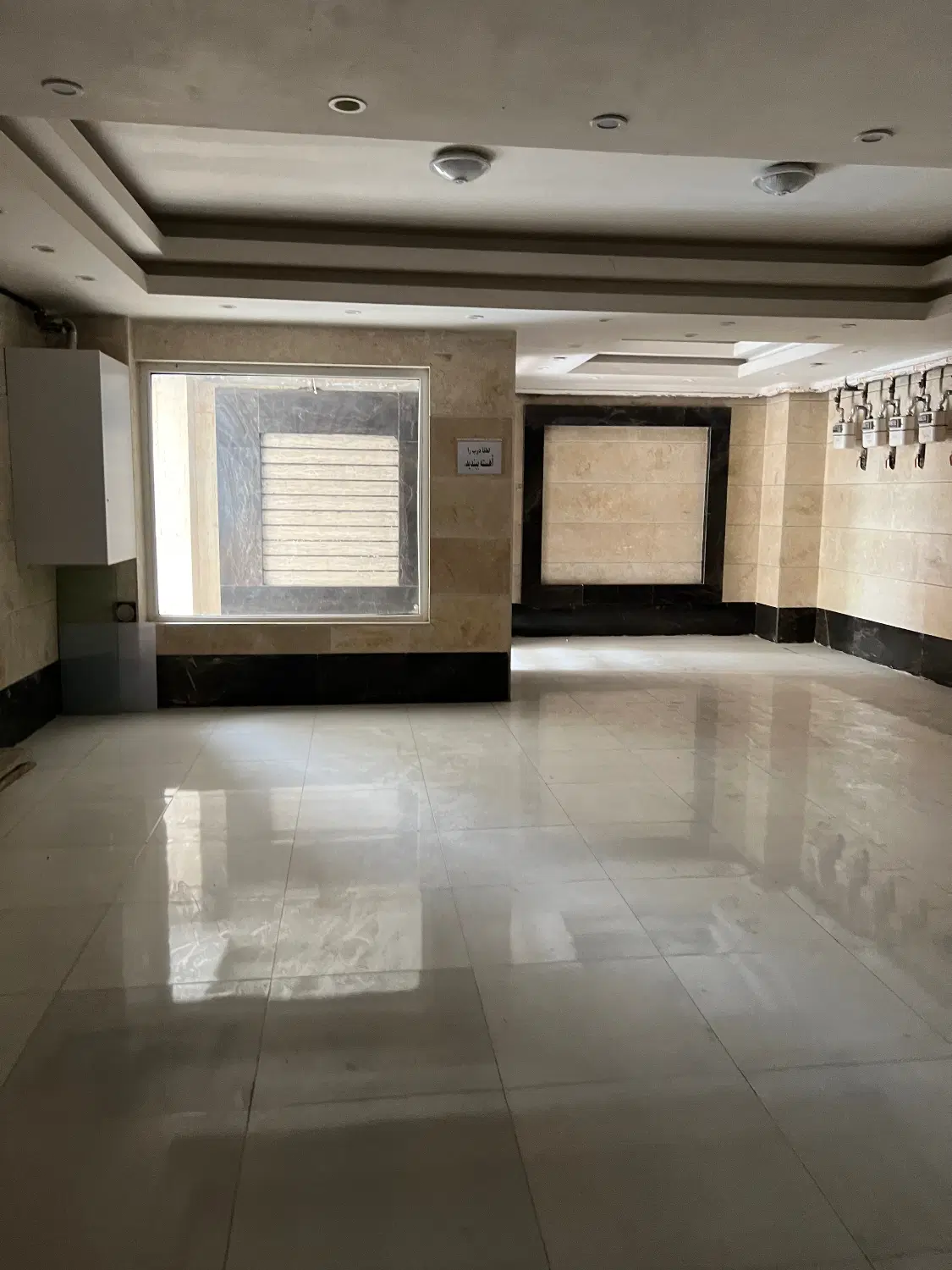 ۱۱۰متری_سال ۱۴۰۰_ ۲خوابه_روبه نما_کوکب شرقی