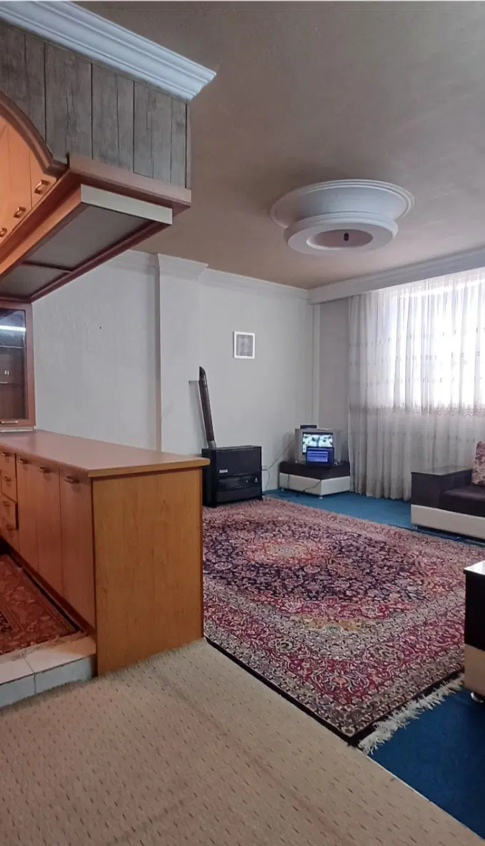 آپارتمان ۸۶متر طبقه سوم شخصی ساز