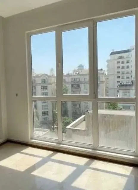 ۵۵۰ متر سند اداری بر کوثر اول یکجا