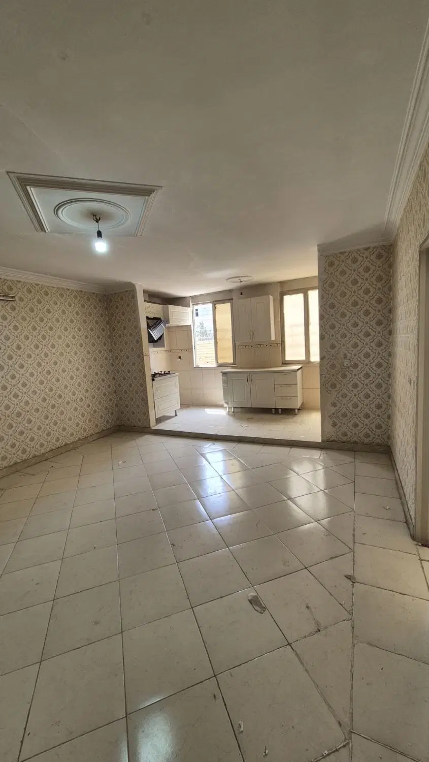 68مترطبقه اول پارکینگداراندیشه