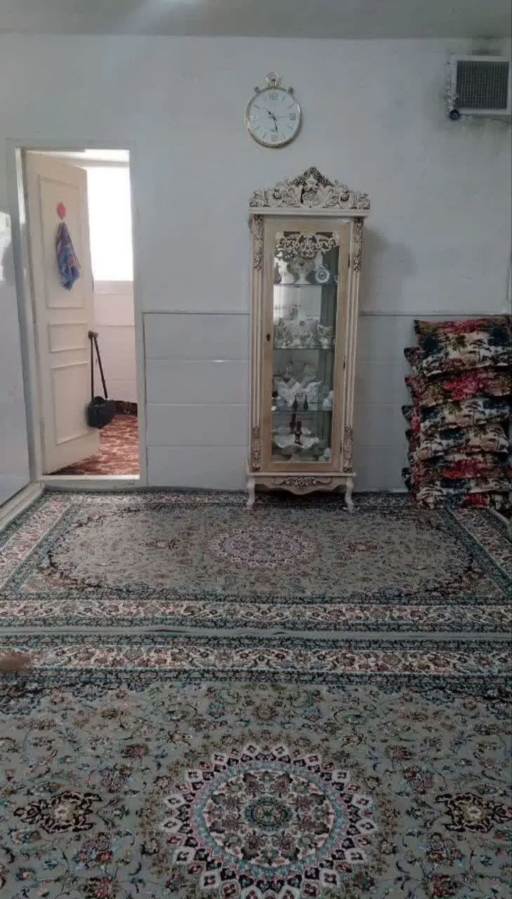 منزل دو طبقه