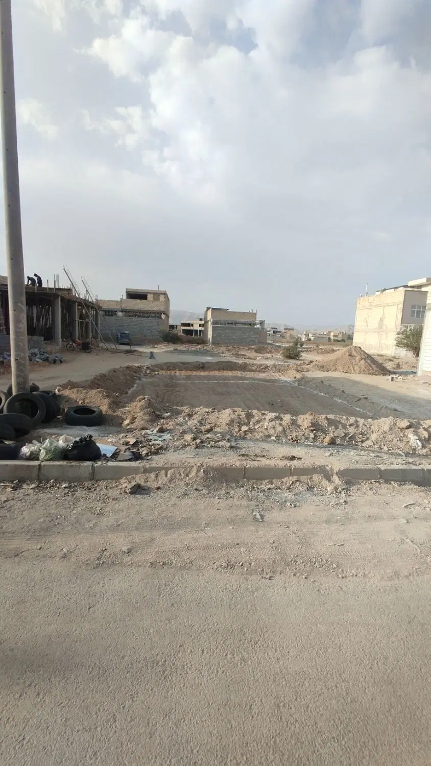 زمین قابل ساخت،شمالی جنوبی بر آبسار کشاورز