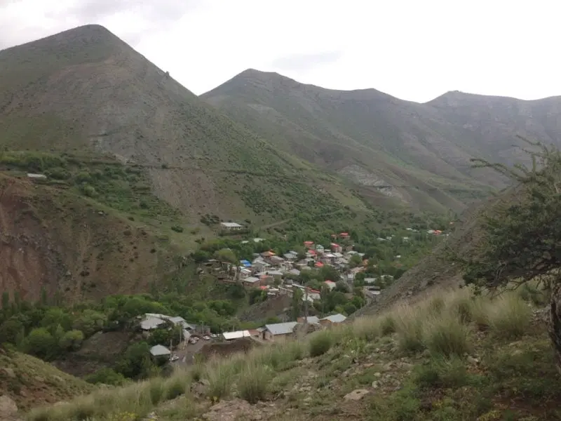 ۴۱۶متر زمین