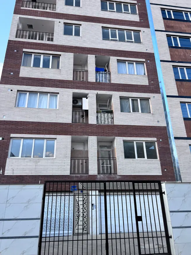 اپارتمان ۸۵ متری شهرک مدنی