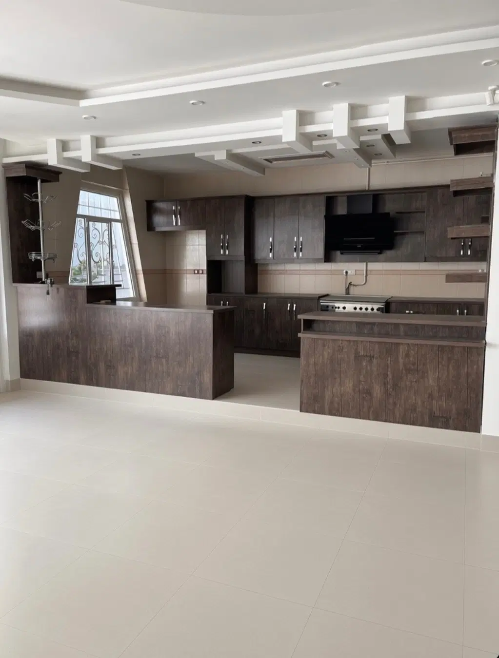 ویلایی دوبلکس مهندسی‌ساز ۲۰۰ متر زمین