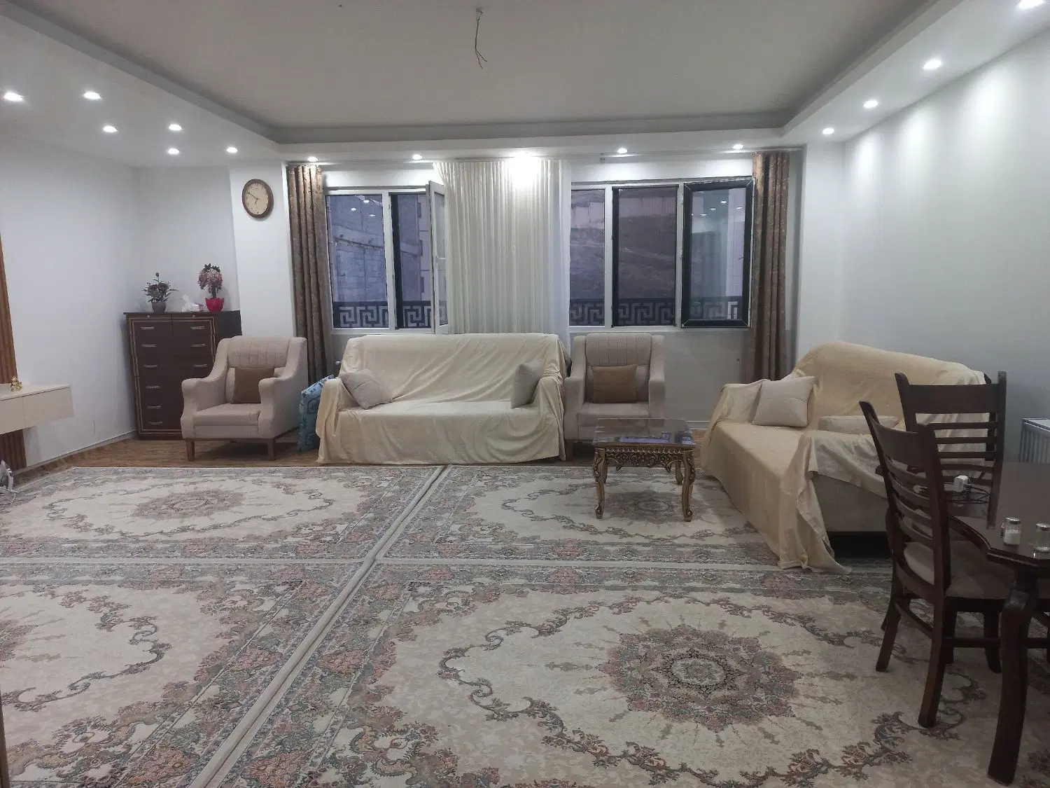 اجاره یک واحد آپارتمان ۱۰۰متری