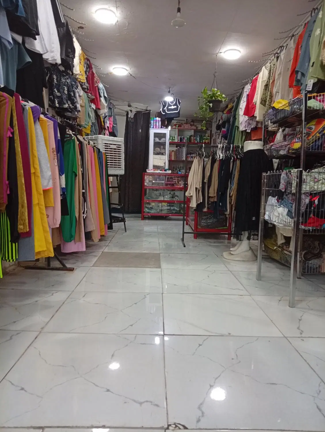 واگذاری پوشاکی