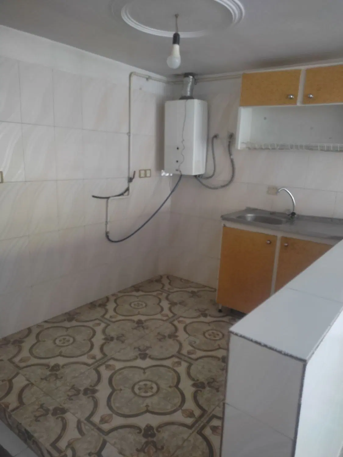سوئیت پارکینگی