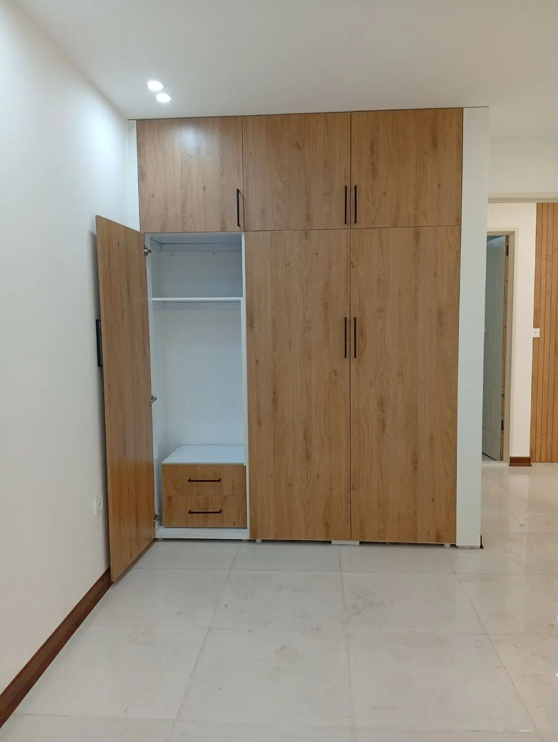 فروش آپارتمان تک خواب. دو خواب .سه خواب .چهار خواب