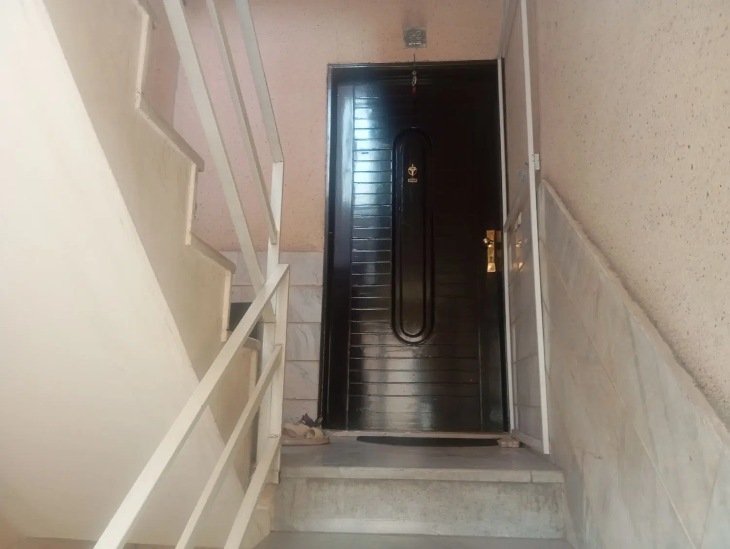 ۶۰متر پارکینگ دار نزدیک مترو نبرد فایل املاک