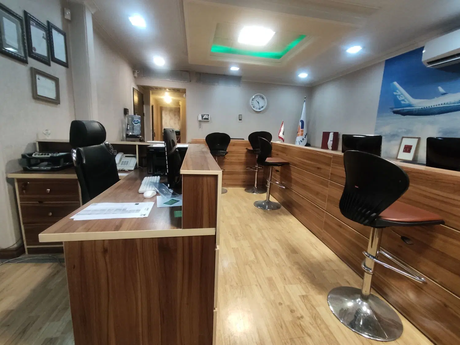 فروش یک واحد اداری واقع در  خیابان خرمشهر