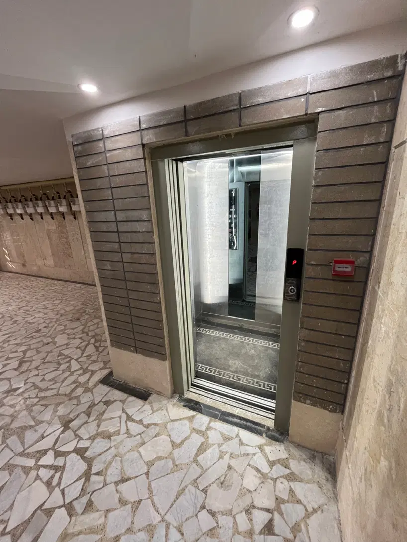 ۱۵۰ متر رو به نما تک‌ واحدی باغ زمانی