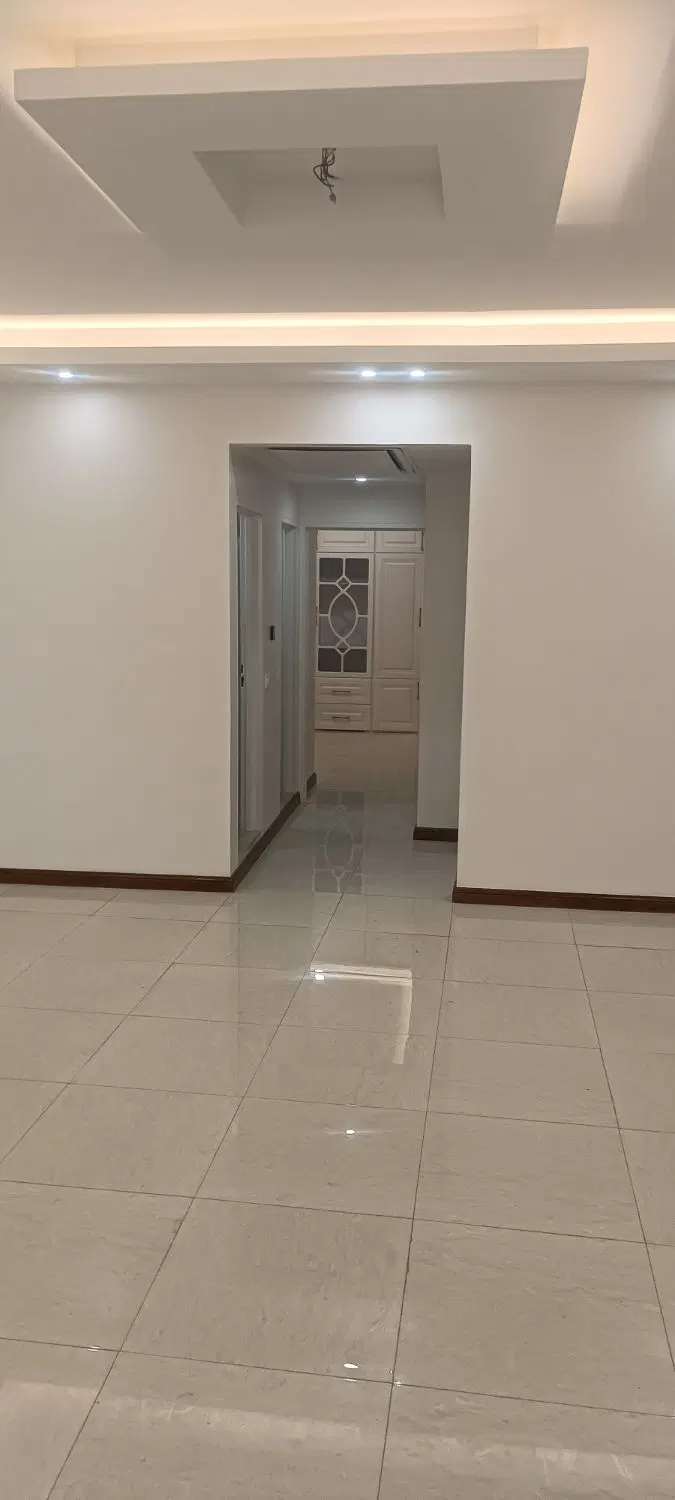 105 متر دو خواب رهن و اجاره _قلهک _املاک اطلس