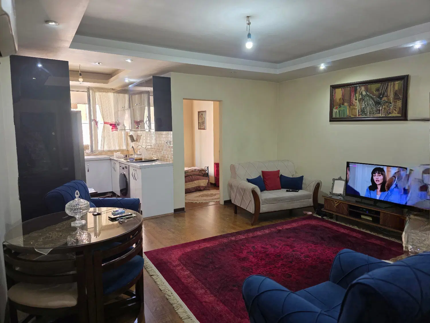 واحد 77 متر رو به نما رو به افتاب لوکس تاپ لوکیشن