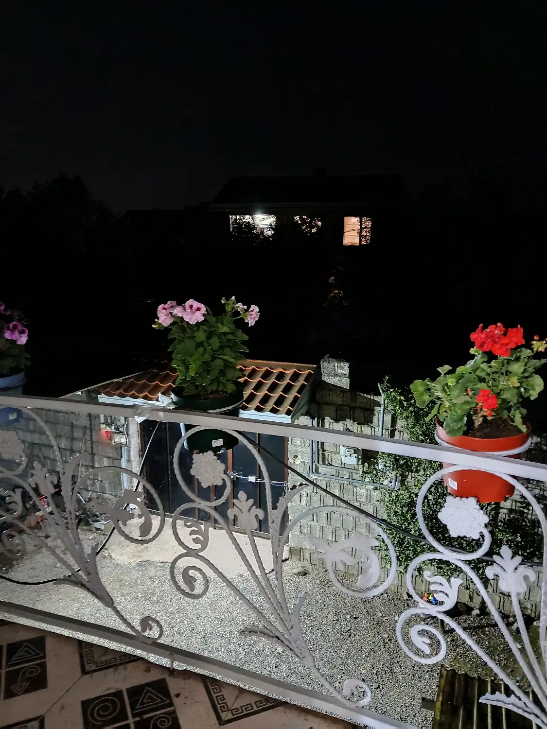 اجاره ویلایی مشاعی طبقه همکف